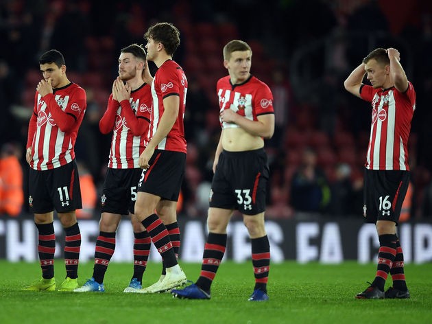 Man United bị ép giá vụ Maguire chỉ ra 'uy quyền' đáng sợ của những 'kẻ lót đường' - Bóng Đá