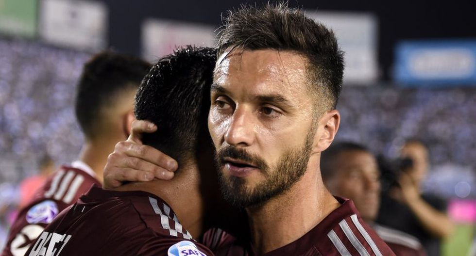 River-Atletico Tucuman clash suspended after hosts refuse to open stadium amid coronavirus outbreak - Bóng Đá