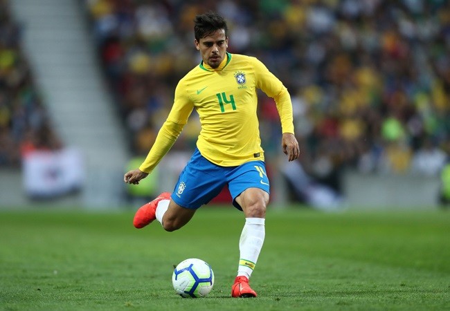 Corinthians have told Arsenal to give up any hope of signing Fagner this summer. - Bóng Đá