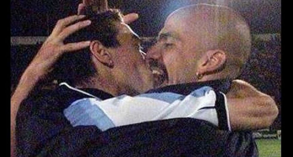Cristiano and Dybala join the list: the most remembered kisses in the world of football - Bóng Đá