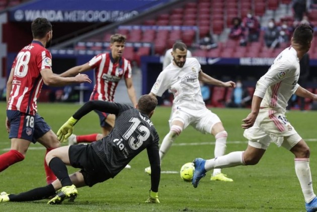 Real Madrid never wave the white flag - Bóng Đá