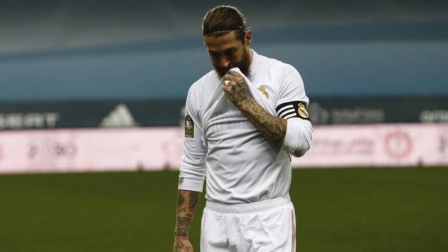 Sergio Ramos to undergo surgery to solve knee problem - Bóng Đá