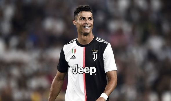Football Leaks reveal Cristiano's earnings with Nike - Bóng Đá