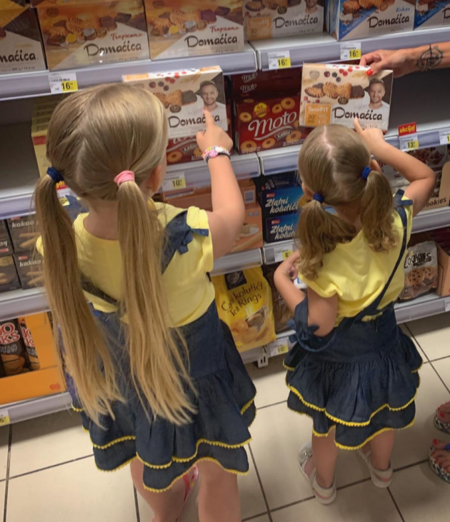 Rakitic's surprise in a Croatian supermarket - Bóng Đá