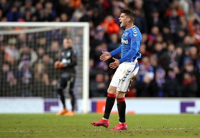 Rangers ngược dòng chỉ sau 15 phút, Steven Gerrard như 'phát điên'  - Bóng Đá