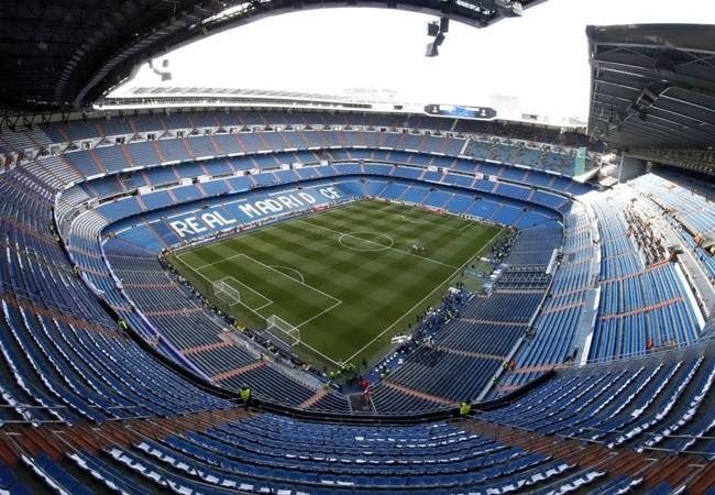 Nottingham Forest and Olympiakos owner Evangelos Marinakis has tested positive for coronavirus. - Bóng Đá