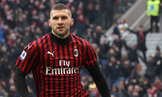 Vắng Ibrahimovic, AC Milan sẽ ra sân với đội hình nào? - Bóng Đá