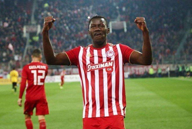 Report: Sheffield United scout will be sent to Arsenal to watch midfield target (Mady Camara) - Bóng Đá