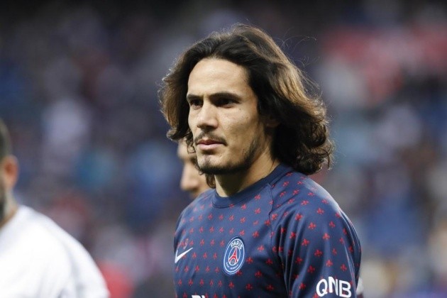 Real Madrid 'consider shock move for free agent Edinson Cavani'...  - Bóng Đá