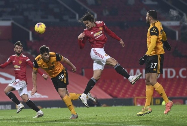 Đấu Burnley, Solskjaer dùng 3 