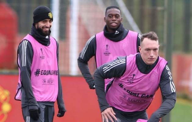 3 sao Man Utd tạm thời 