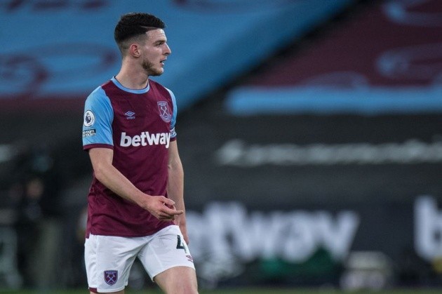 Manchester United to 'rival Chelsea for Declan Rice' and more transfer rumours - Bóng Đá