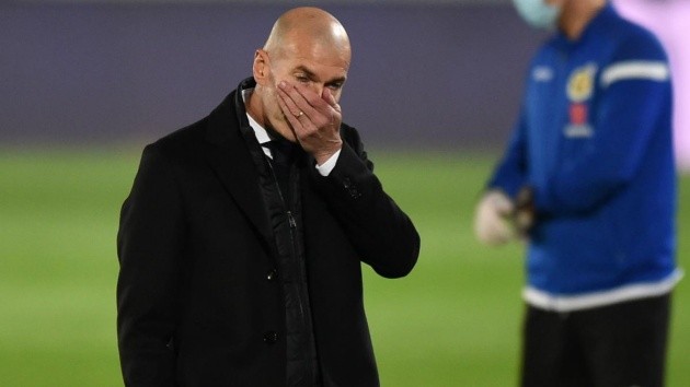 Real lụn bại vì sai lầm khó đỡ, Zidane có cố cũng bằng thừa - Bóng Đá