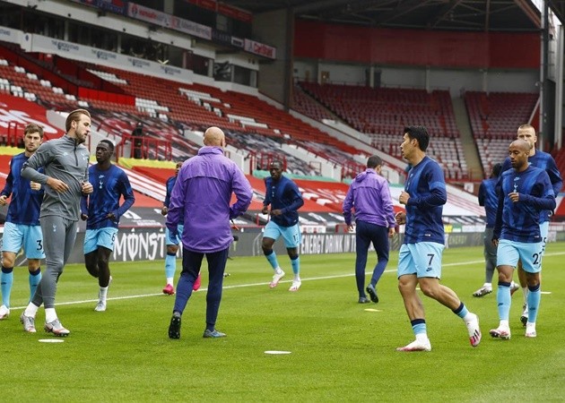 'Ác mộng' VAR hiện về, Tottenham thua thảm trên sân Sheffield - Bóng Đá