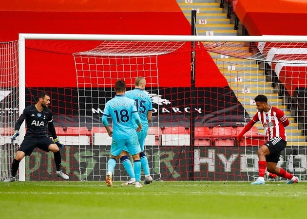 'Ác mộng' VAR hiện về, Tottenham thua thảm trên sân Sheffield - Bóng Đá
