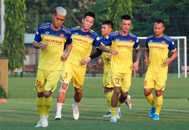 HLV Park Hang-seo bất ngờ ra 