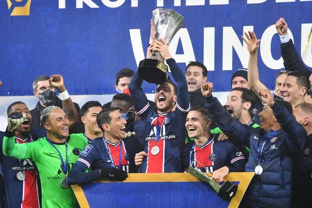 Mauricio Pochettino ends career trophy drought 11 days after joining PSG - Bóng Đá