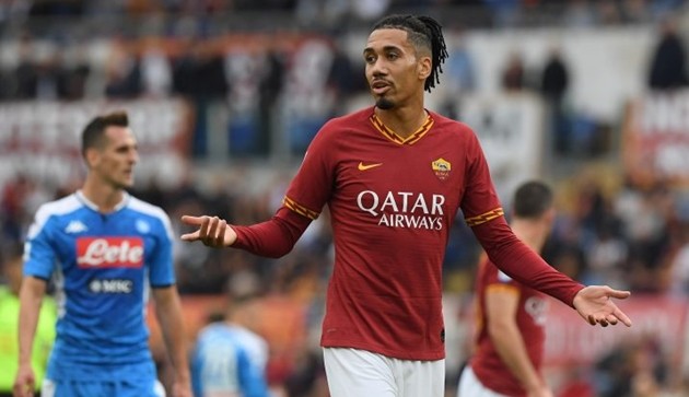 AS Roma quyết giữ chân Smalling - Bóng Đá