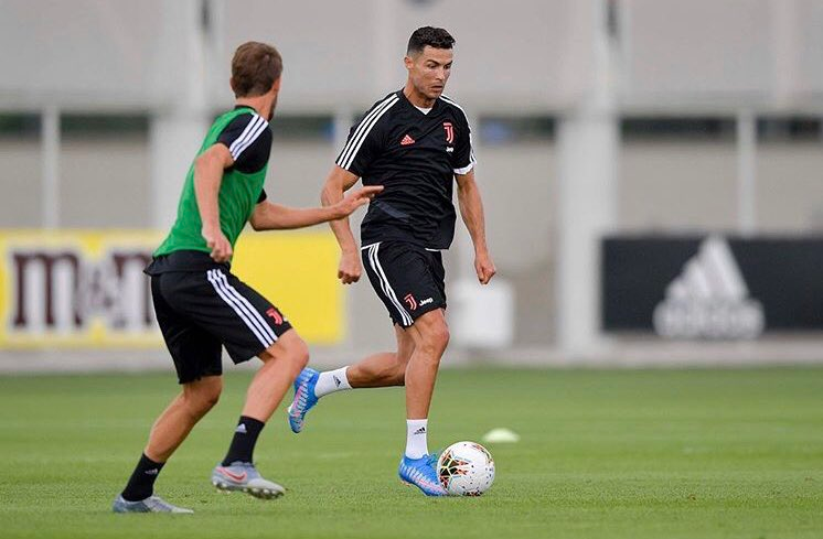 Ảnh tập Ronaldo & Juventus - Bóng Đá