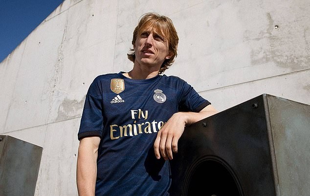 Real Madrid công bố áo đấu mới - Bóng Đá