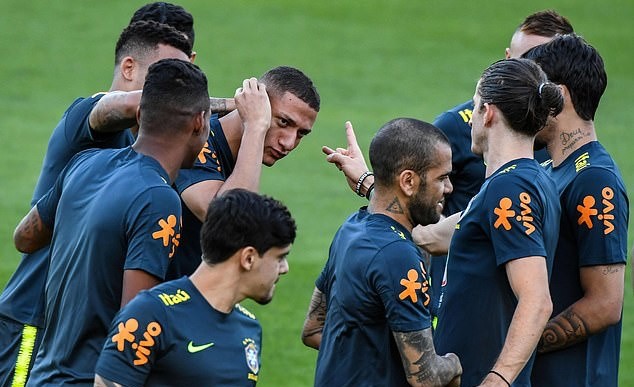 Ảnh tập Brazil + Argentina - Bóng Đá