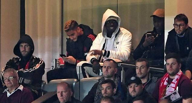 Man United gambled by sacking Jose Mourinho and backing Paul Pogba... but it's now backfired as the Frenchman tries to leave Old Trafford - Bóng Đá