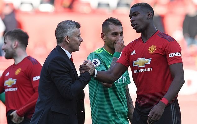Man United gambled by sacking Jose Mourinho and backing Paul Pogba... but it's now backfired as the Frenchman tries to leave Old Trafford - Bóng Đá