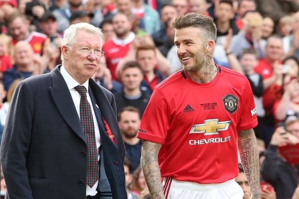 Diego Forlan on Sir Alex Ferguson and David Beckham's fight - Bóng Đá
