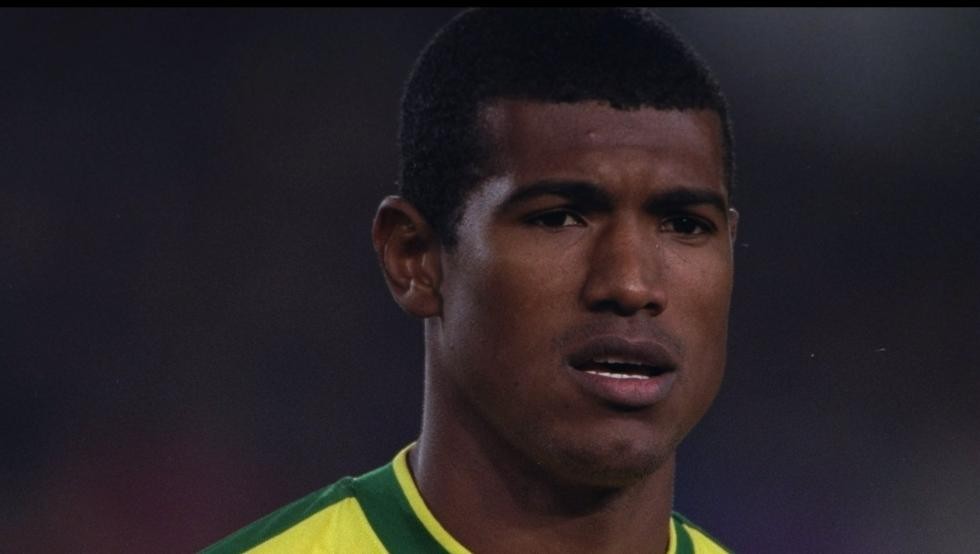 Legends and great strangers: Scolari chooses the best 11 of players he has directed - Bóng Đá