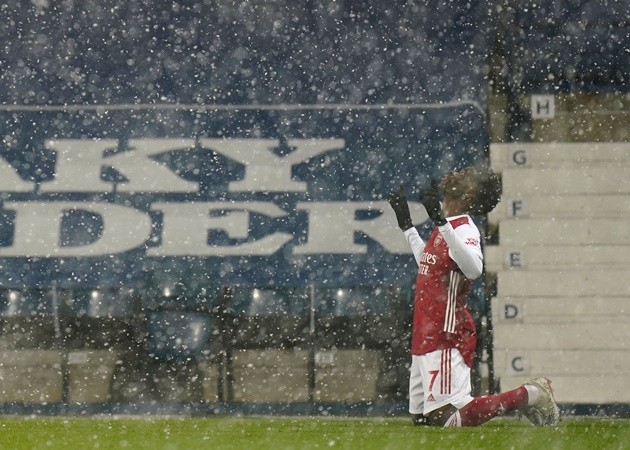 ĐHTB vòng 17 EPL: Chỉ 1 sao Man Utd góp mặt; Arsenal 'chiếm sóng' - Bóng Đá