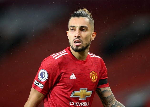 Manchester United transfer news: Ed Woodward decides Alex Telles tactic for January window - Bóng Đá