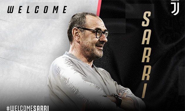 Chùm ảnh: CHÍNH THỨC đến Juventus, Sarri ăn mặc cực kỳ giản dị - Bóng Đá