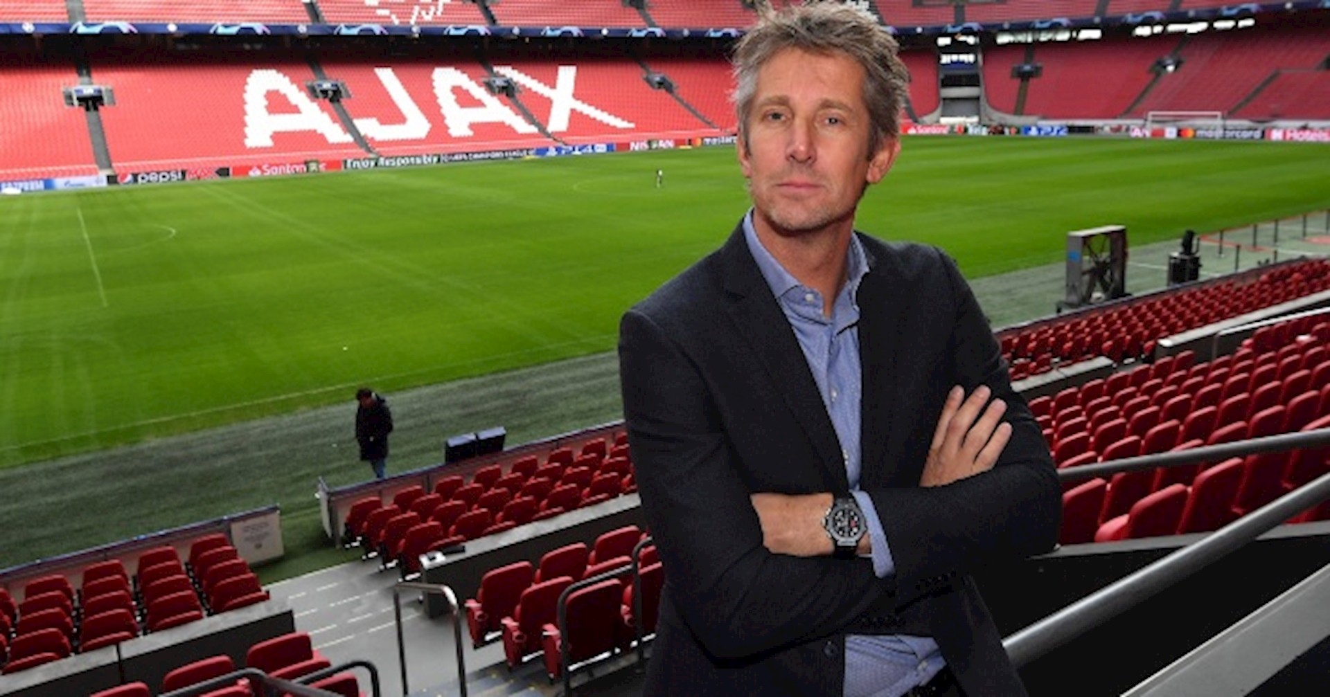 'We will see': Edwin van der Sar opens the door to Manchester United - Bóng Đá