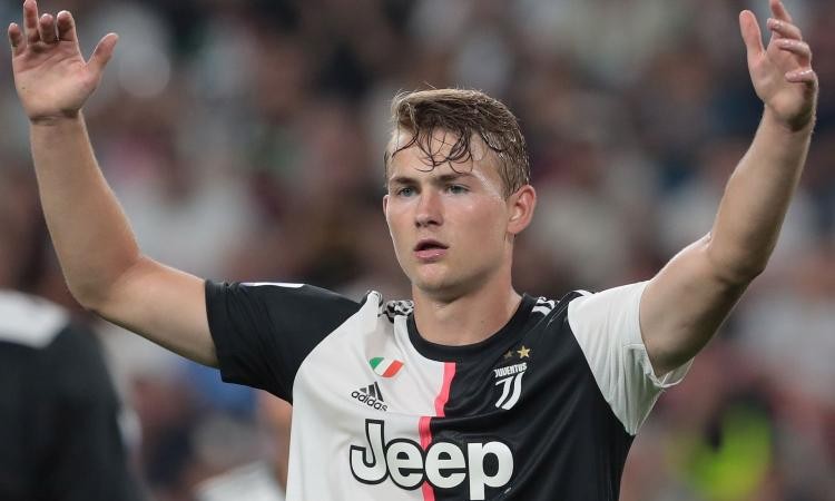 He simply has to swallow that t**d': Dutch legend Ruud Gullit warns Matthijs de Ligt - Bóng Đá