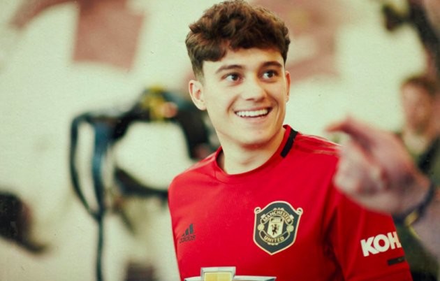 Ảnh Daniel James đi mua sắm - Bóng Đá