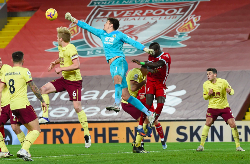 10 thống kê Liverpool 0-1 Burnley: Siêu tệ hại, cú sốc tại Anfield! - Bóng Đá