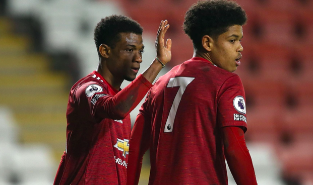 CHÍNH THỨC! M.U chốt danh sách dự Premier League: 2 cú sốc, tân binh có mặt - Bóng Đá
