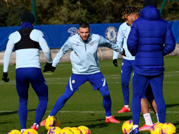 Sân tập rộn ràng, Chelsea sẵn sàng đá văng Liverpool khỏi Top 4 - Bóng Đá