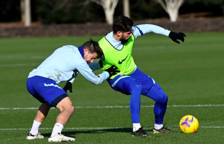 Sân tập rộn ràng, Chelsea sẵn sàng đá văng Liverpool khỏi Top 4 - Bóng Đá