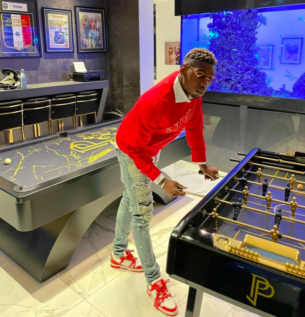 Paul Pogba lộ hình ảnh cực ngầu trong lúc 
