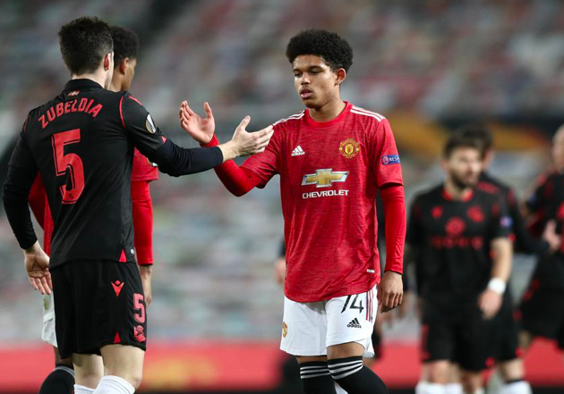 Shola Shoretire becomes the youngest Manchester United player to represent the club in a European competition (17 years, 23 days). - Bóng Đá