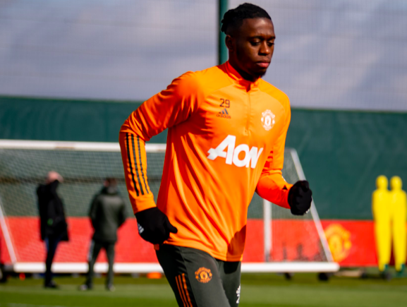 Sân tập Man Utd rộn ràng trước trận đánh lớn - Bóng Đá