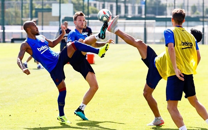 Barca tập - Bóng Đá
