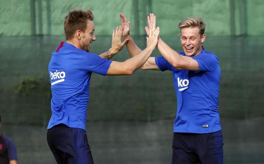 Barca tập - Bóng Đá