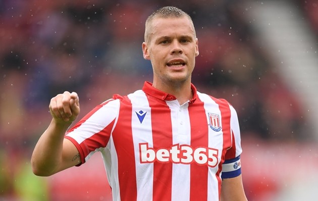 11 cầu thủ từng khoác áo Man Utd và Stoke City - Bóng Đá