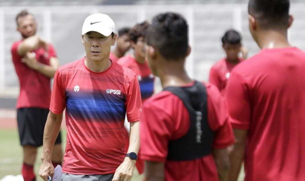 Shin Tae-yong có quá tự tin khi hứa vô địch AFF Cup 2020? - Bóng Đá