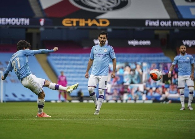 Silva tỏa sáng, Man City thắng Bournemouth trong trận cầu 'nghịch lý' - Bóng Đá