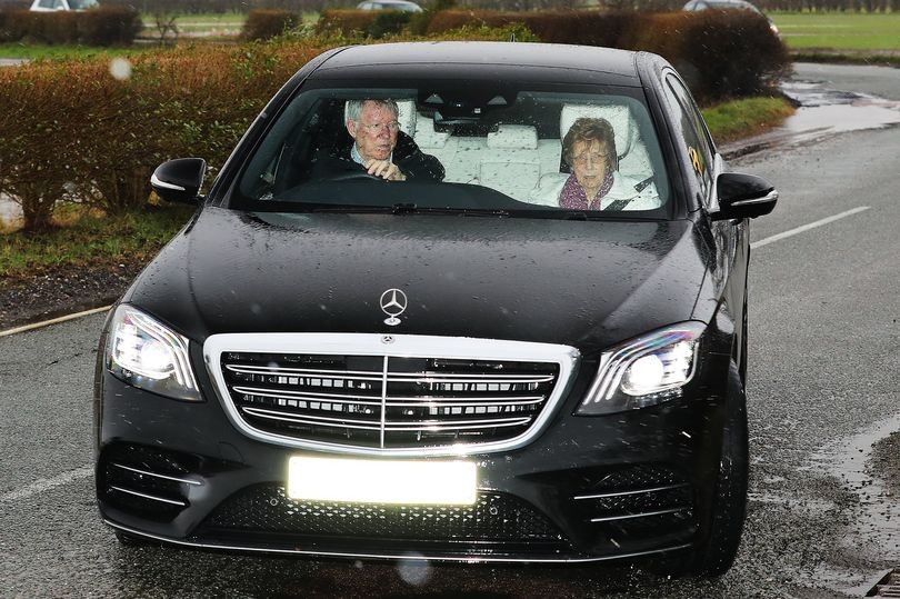 Sir Alex Ferguson arrives at Manchester United training ground after Club Brugge win - Bóng Đá