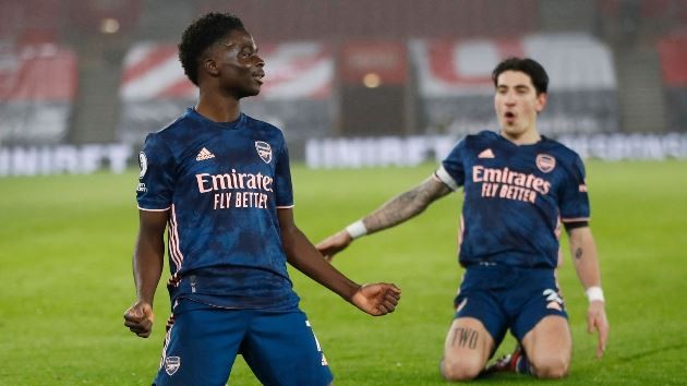 Mikel Arteta says Bukayo Saka makes decisions 