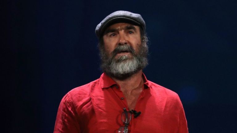 8 cựu cầu thủ ngầu nhất trên sân cỏ: 'Bông hồng vàng' Berbatov, thiên tài ngái ngủ Pirlo - Bóng Đá